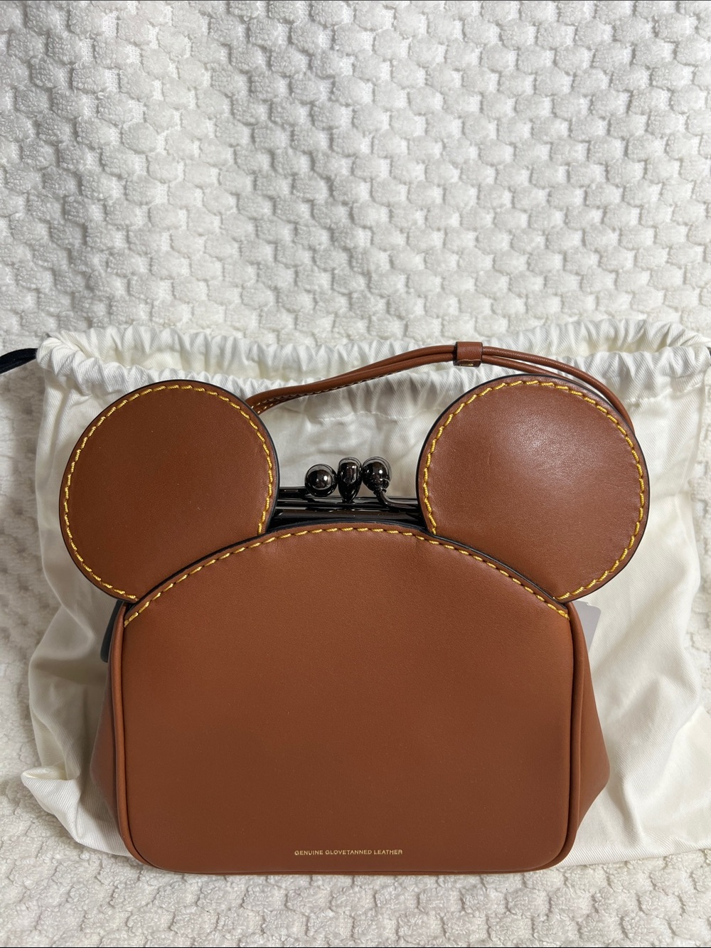 Coach X Disney Mickey Mouse Kiss-lock Handbag / Crossbody Chain Included